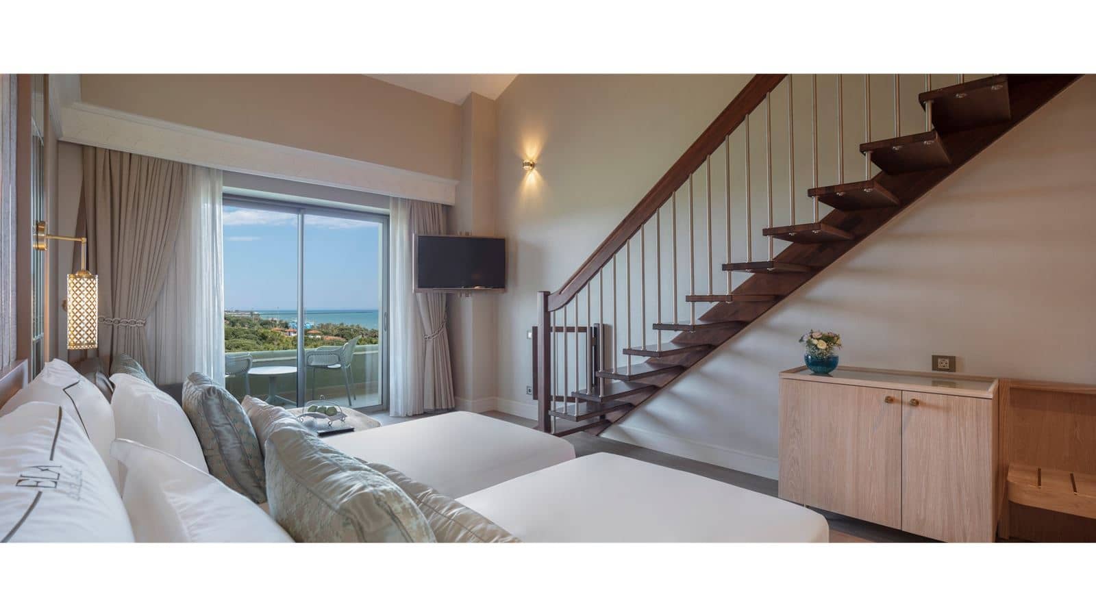 rooms-family-dublex-forest-view