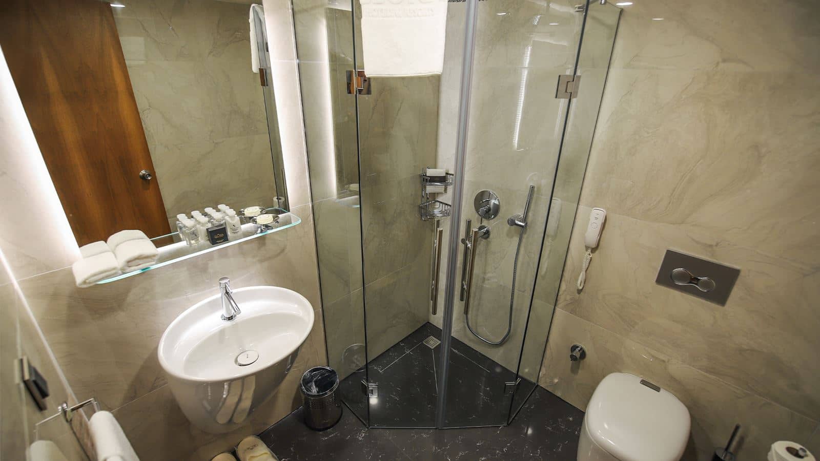 rooms-presidential-villa