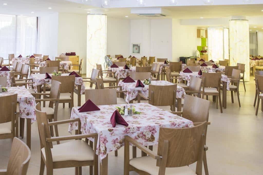 restaurants-restaurants