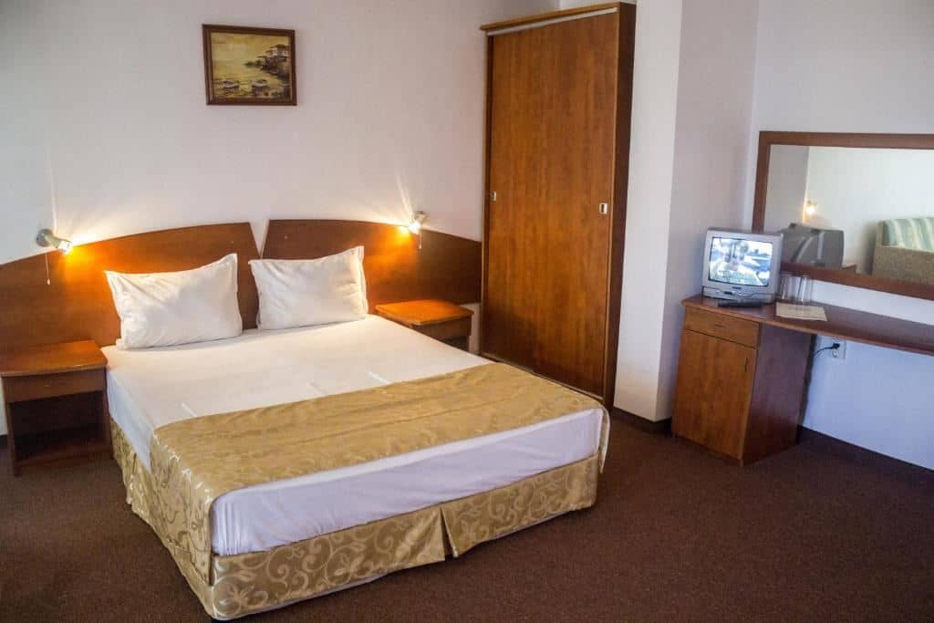 rooms-single-room