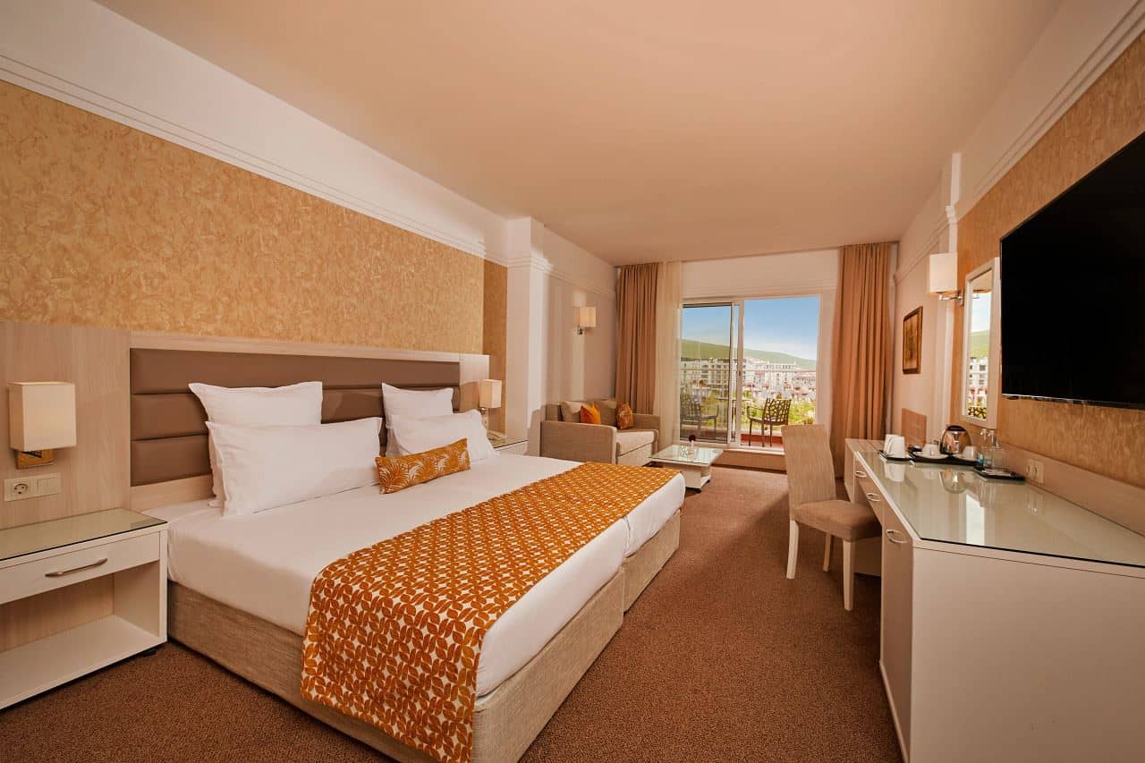 rooms-family-park-view