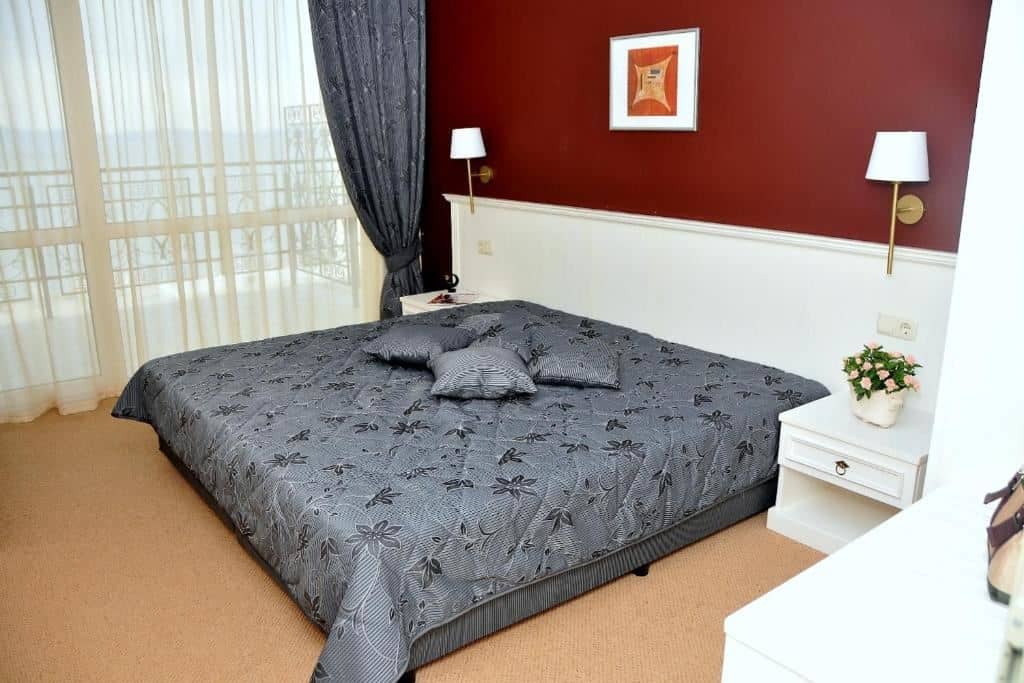 rooms-classic-room-sea-view