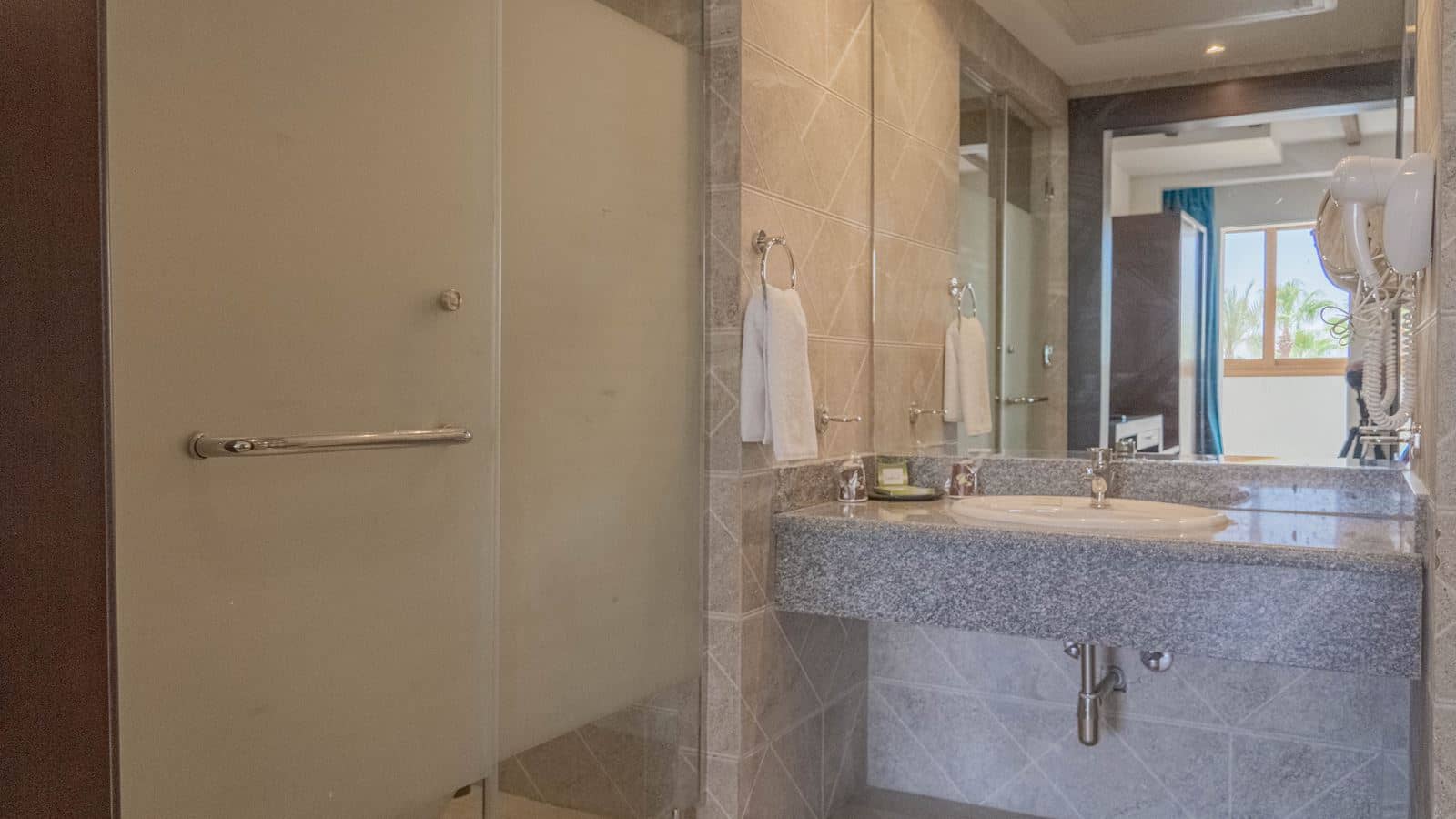rooms-suite-sea-view