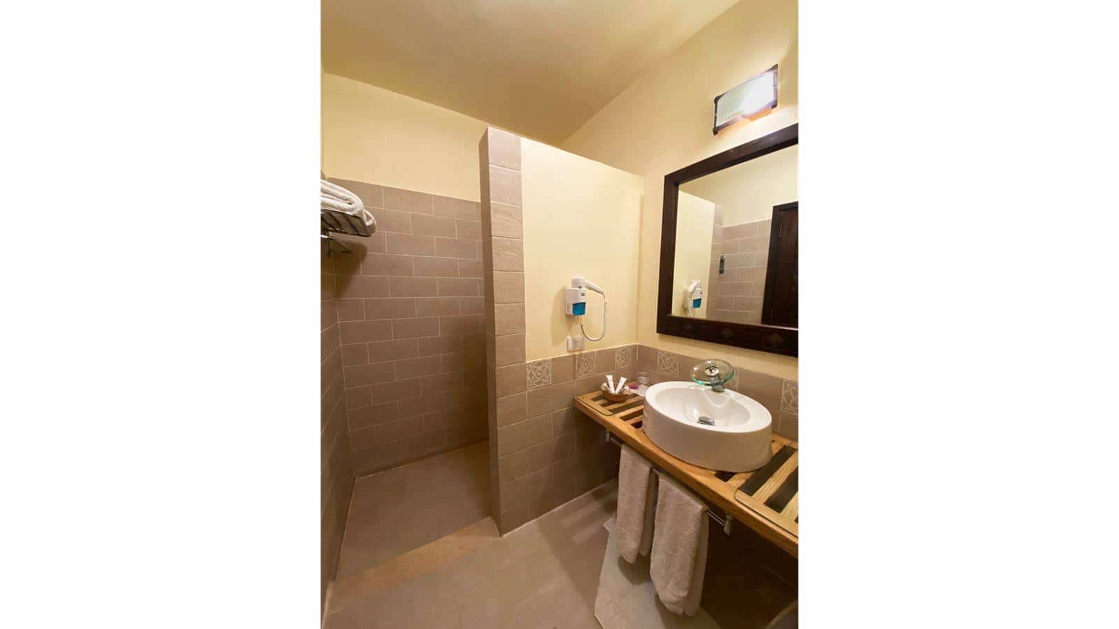 rooms-promo-room