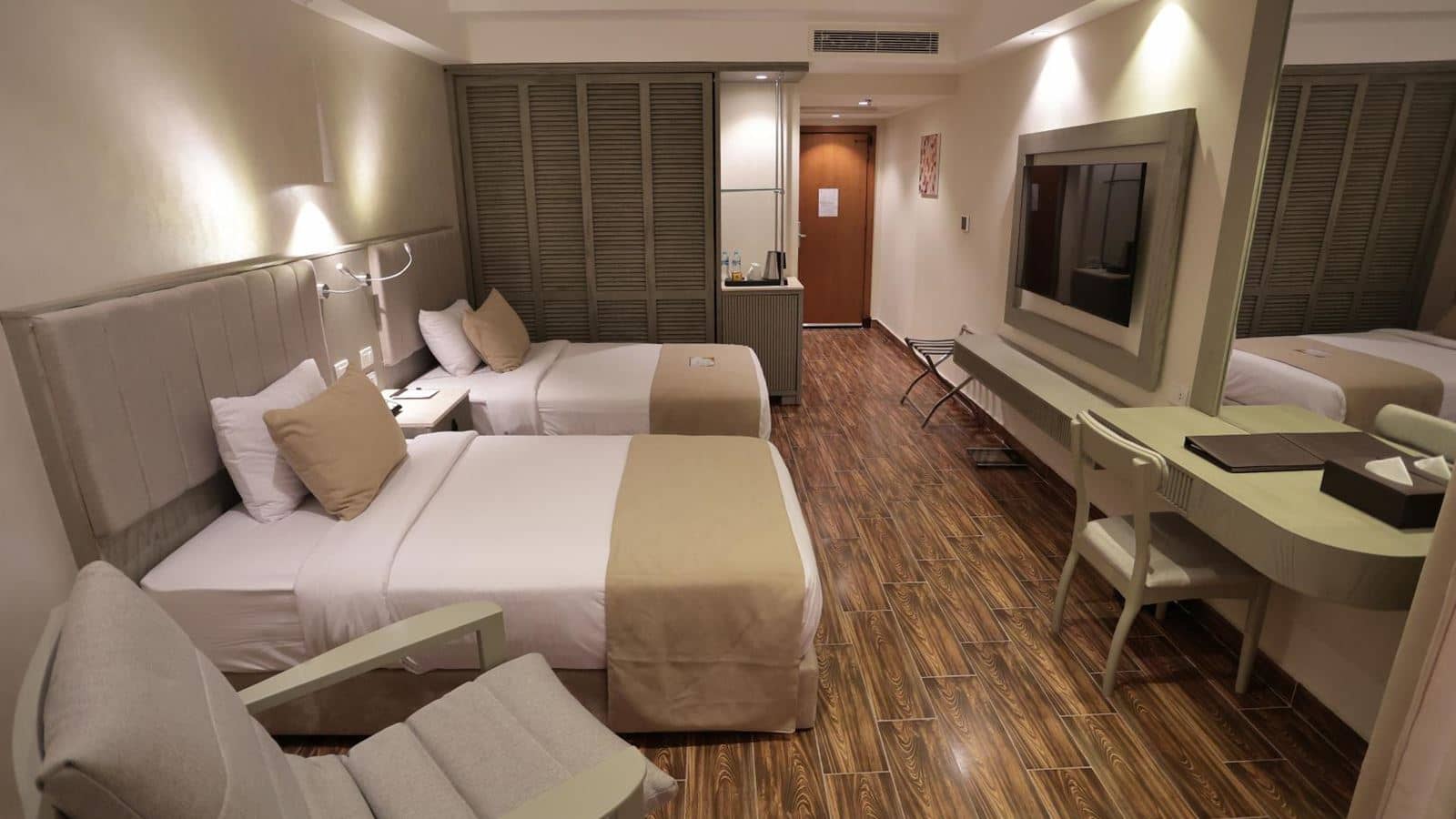 rooms-standard-room-sea-view