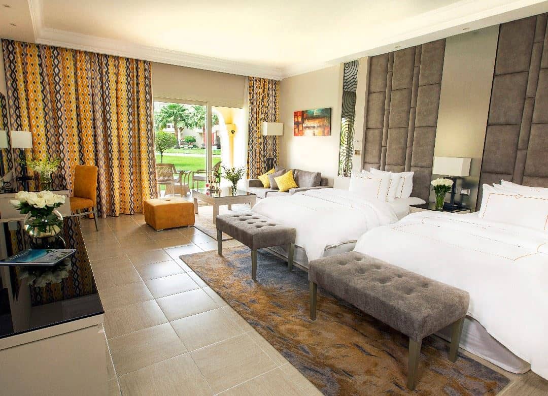 rooms-deluxe-room