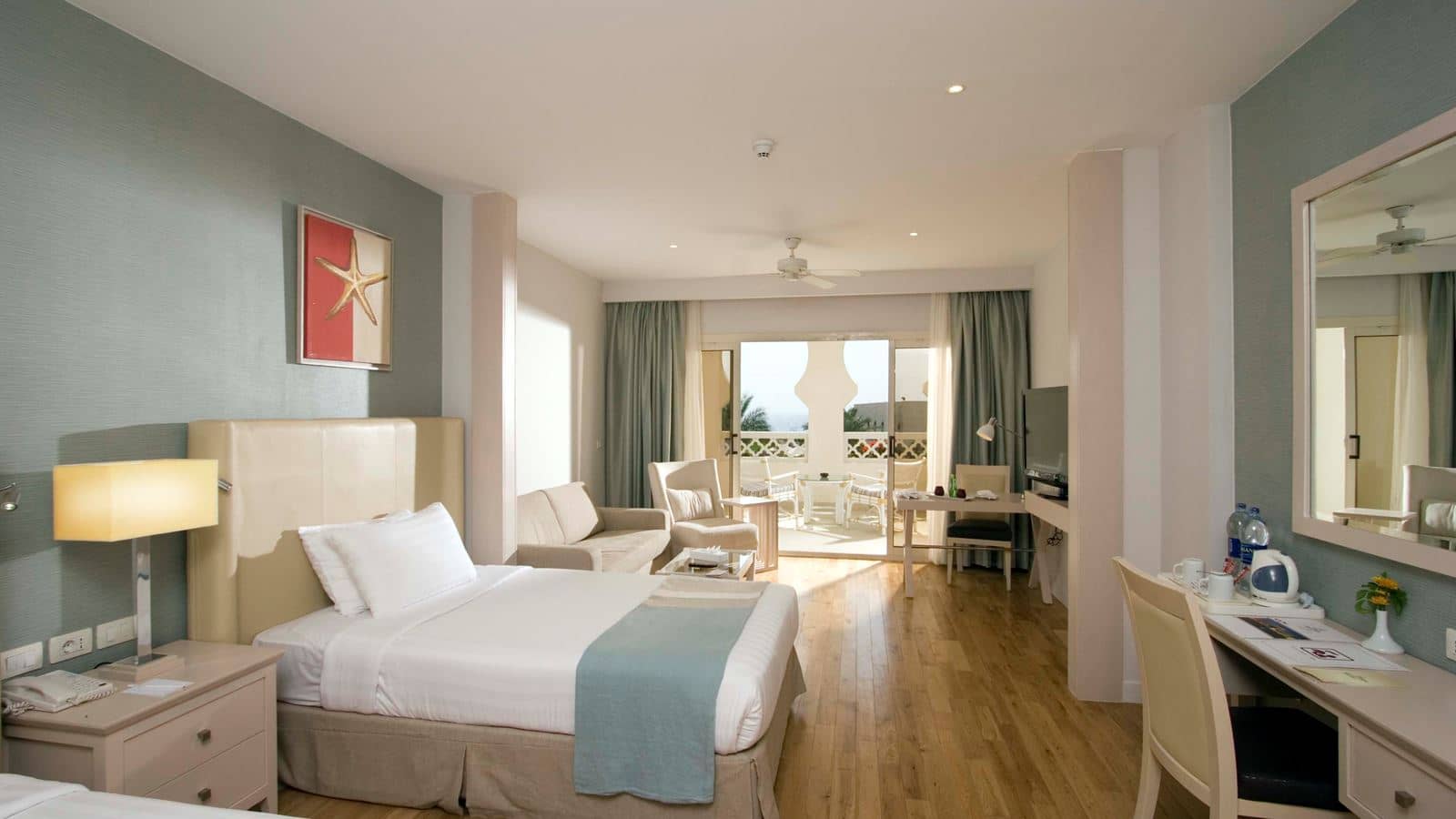rooms-family--chalet-pool-or-garden-view