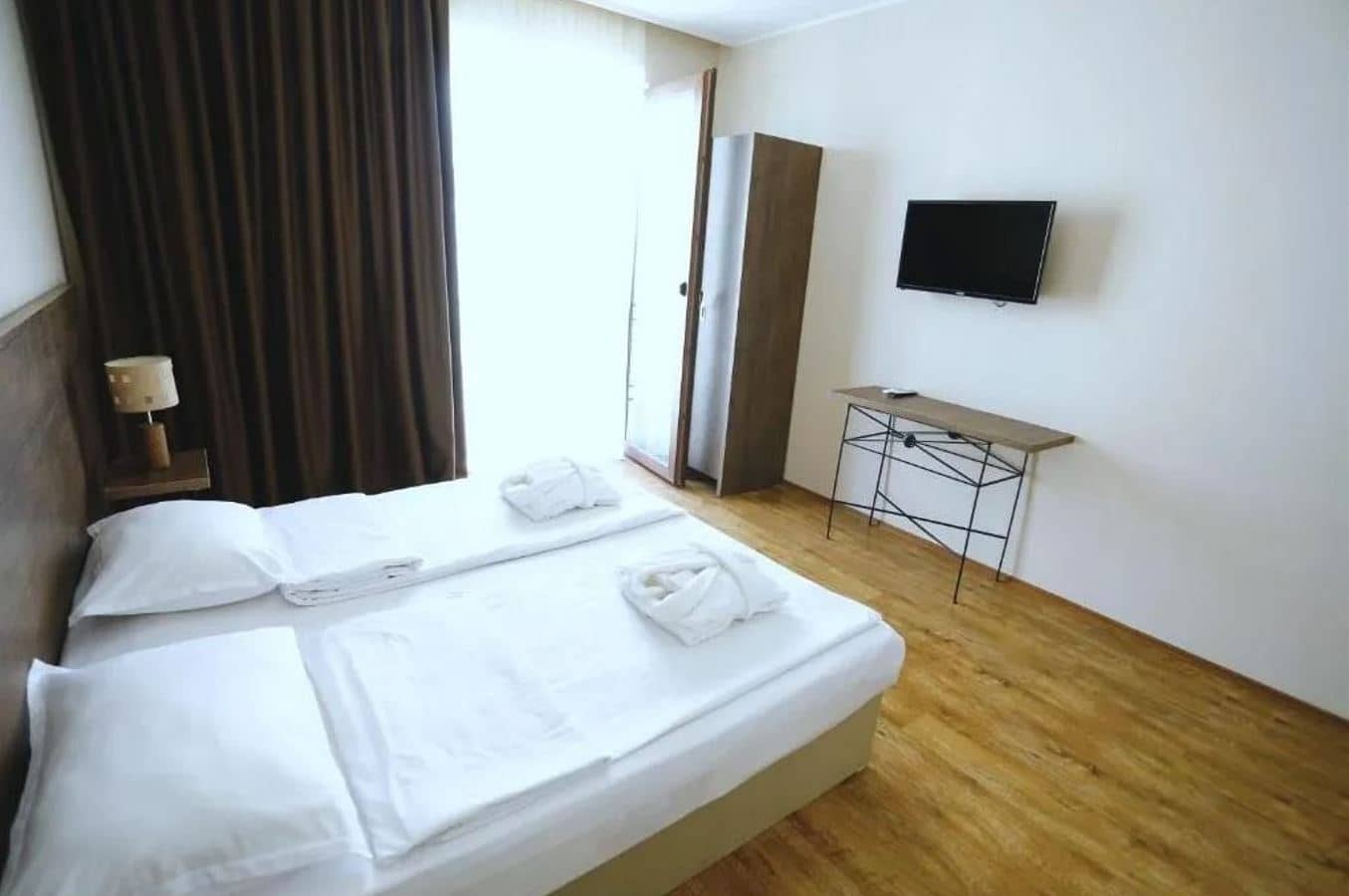 rooms-dbltwin-room