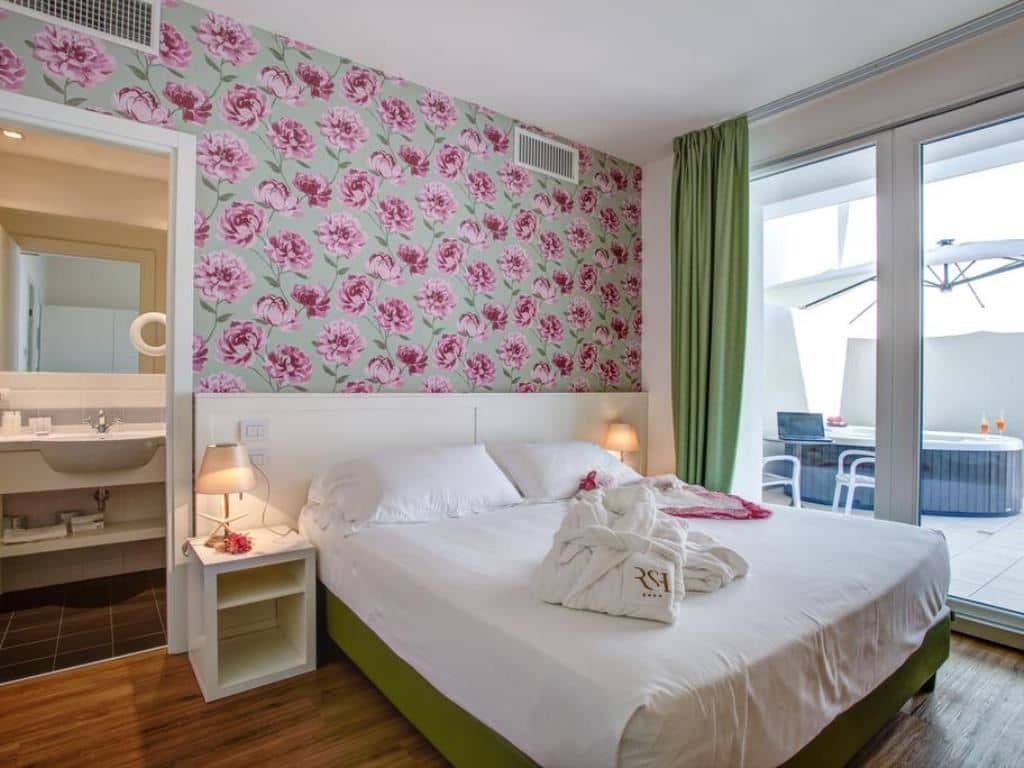 rooms-superior-room-with-balcony