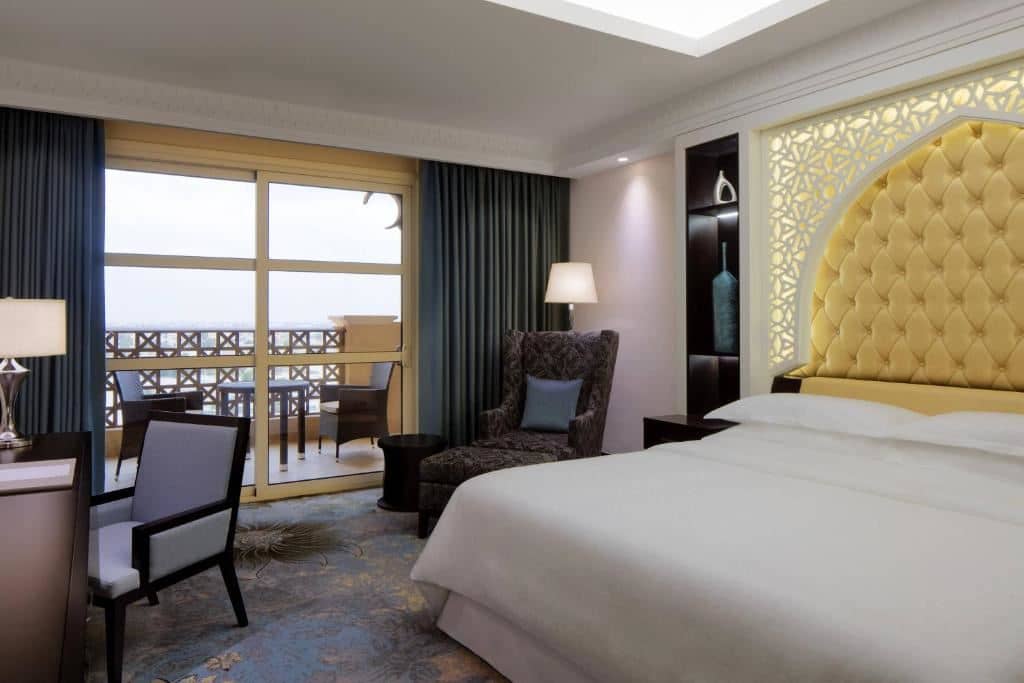 rooms-superior-deluxe-sea-view-with-balcony