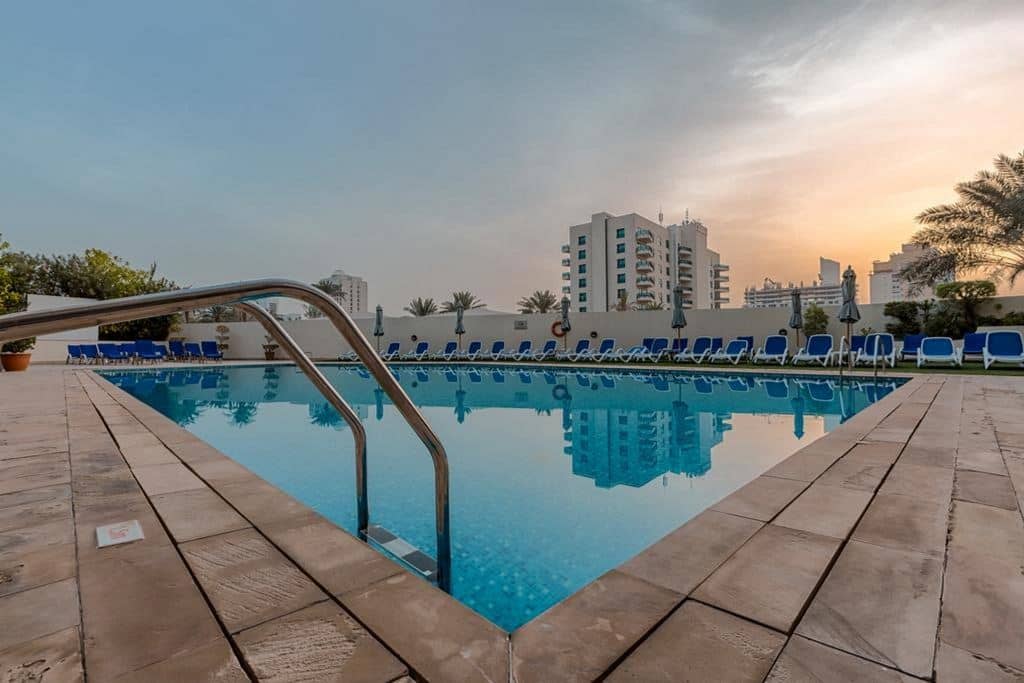 pools-outdoor-pool
