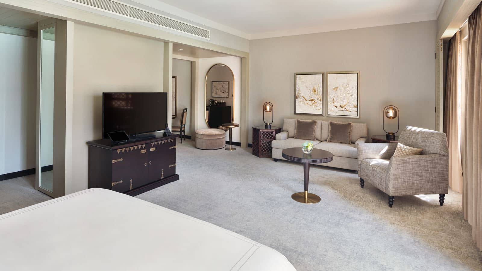 rooms-junior-suite-lake-view