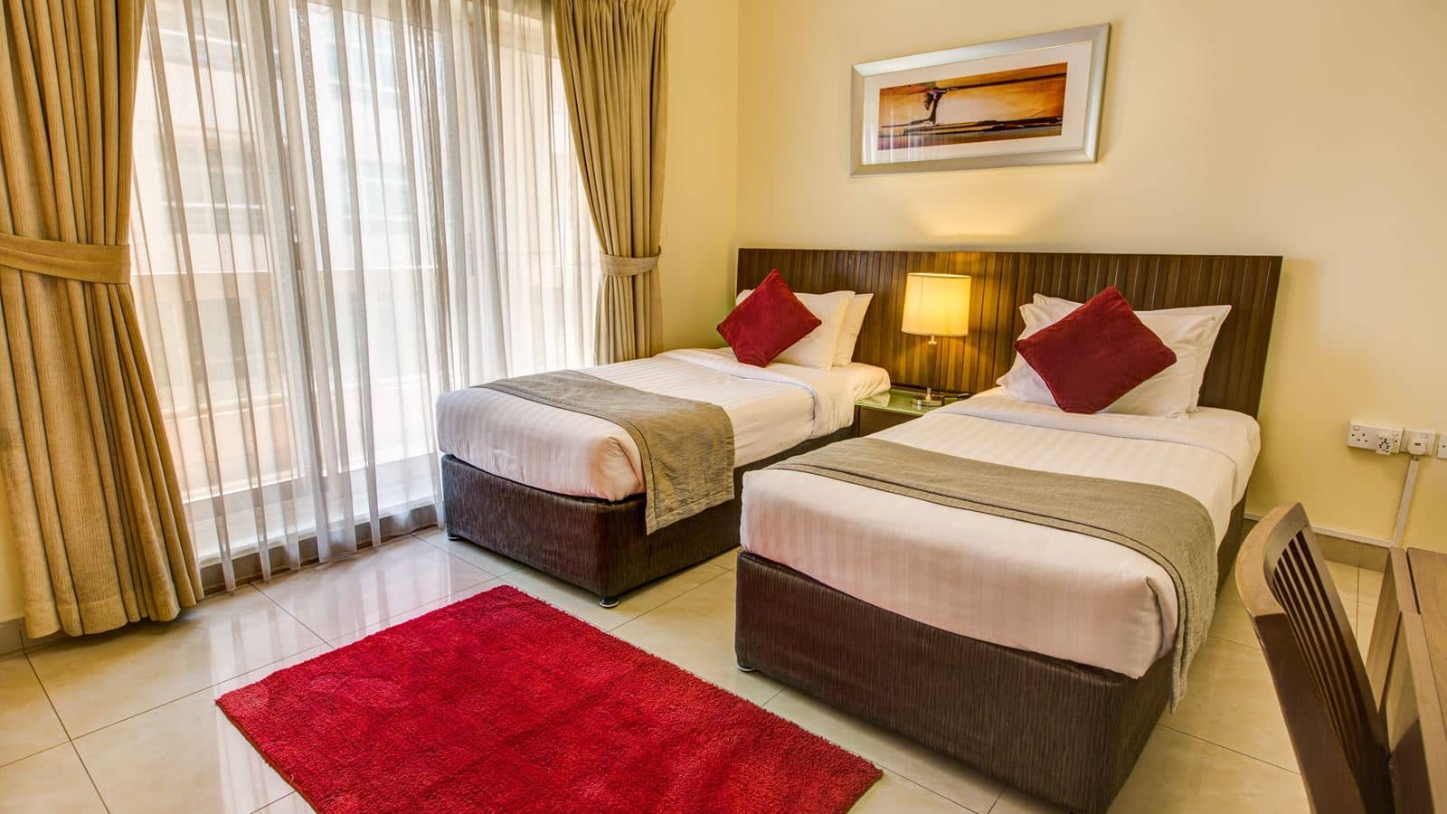 rooms-deluxe-two-bedroom