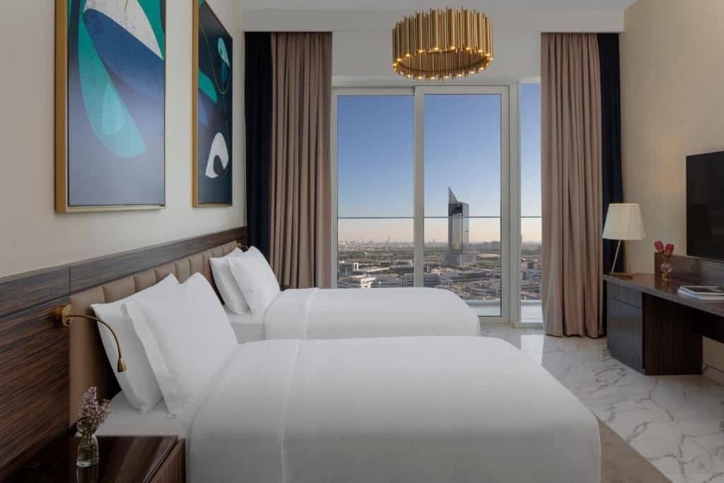 rooms-studio-city-view