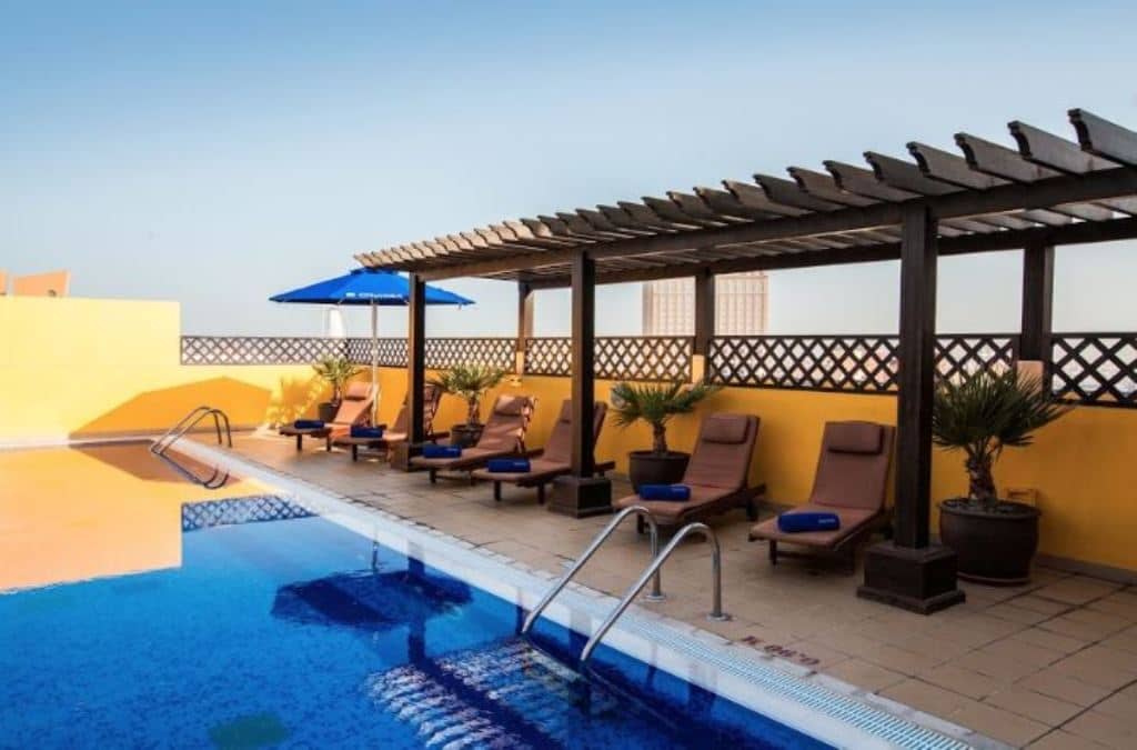 pools-outdoor-pool