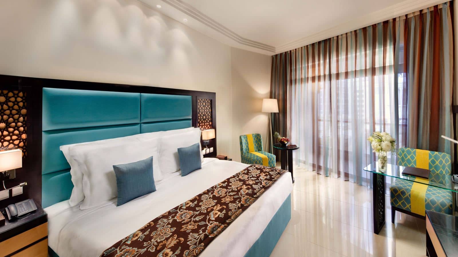 rooms-deluxe-city-viewking-beds