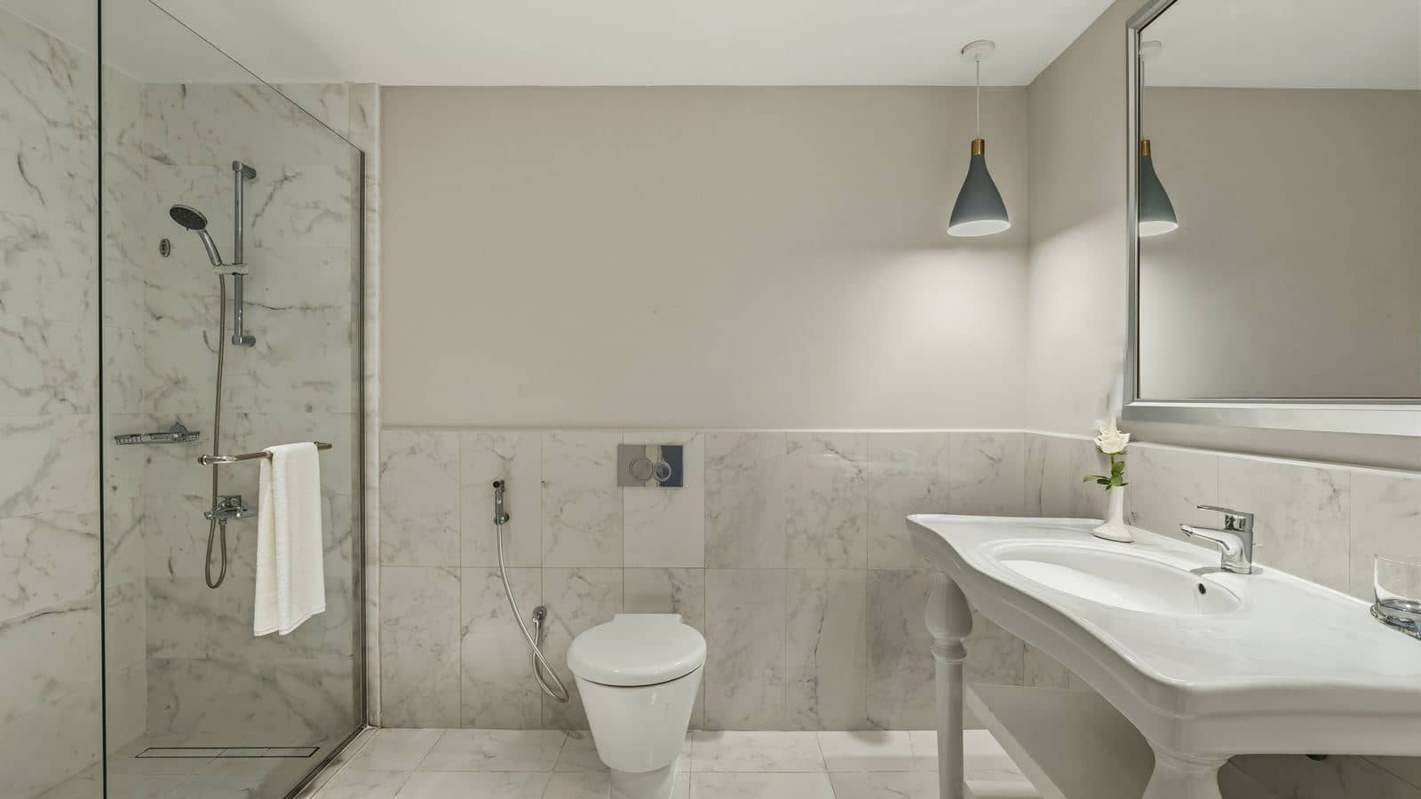 rooms-deluxe-garden-room