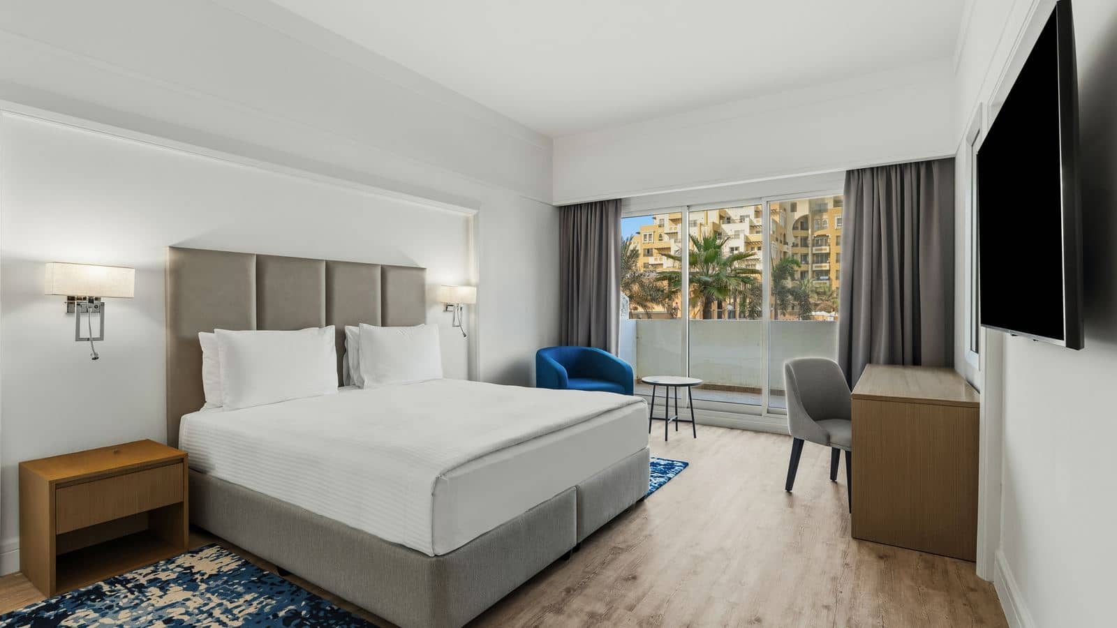 rooms-three-bedroom-senior-suite