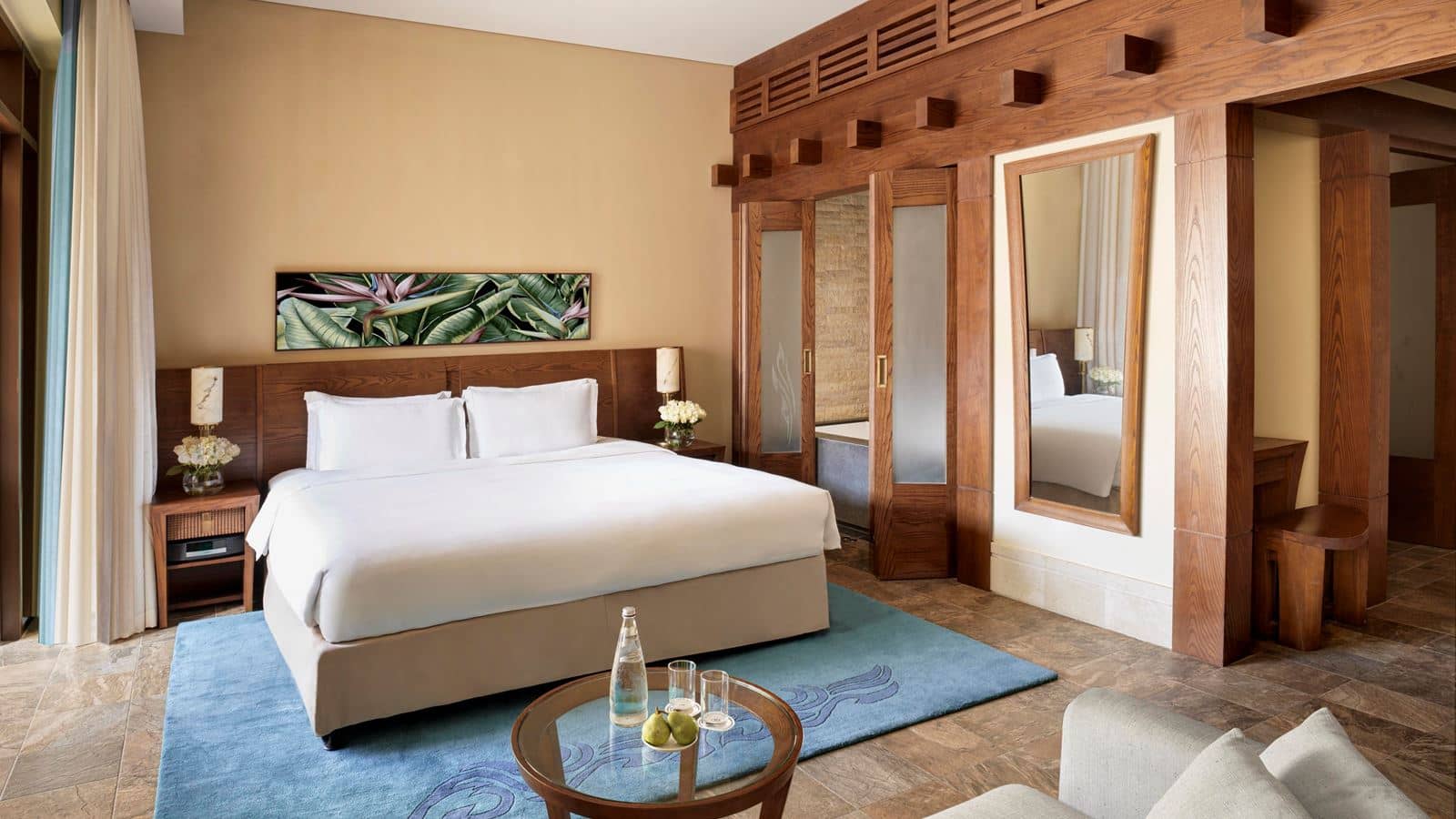 rooms-luxury-sea-view-room