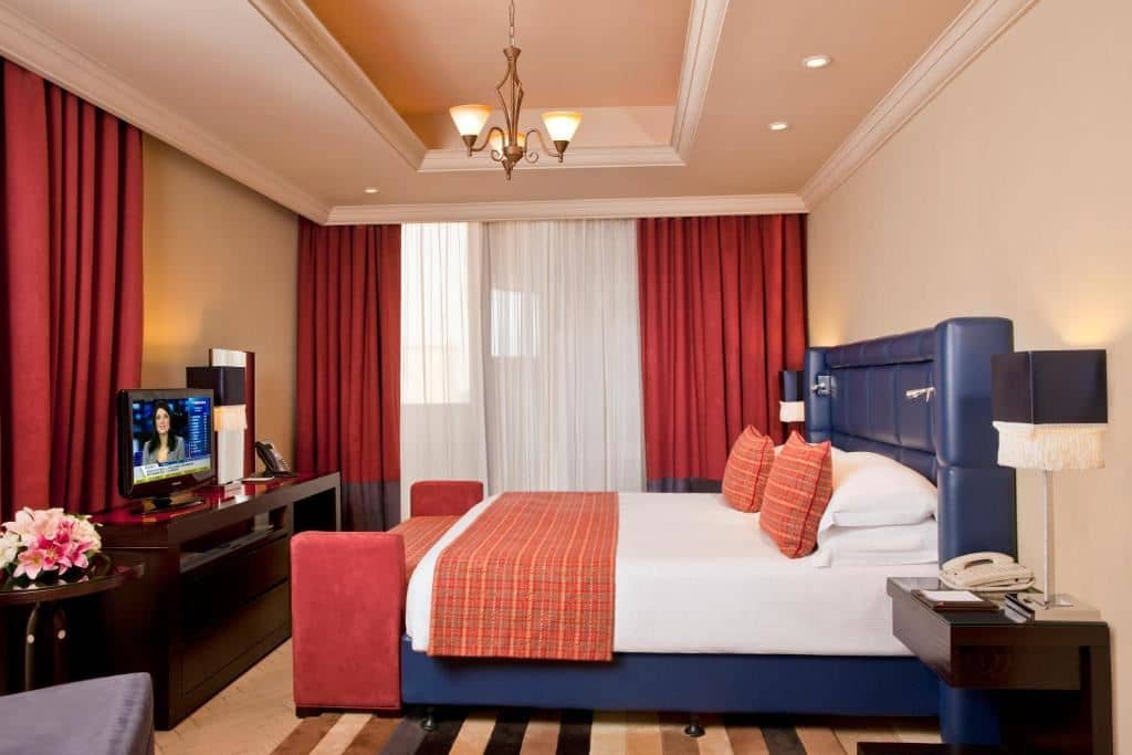 rooms-city-view-one-bedroom-suite-prive-pool