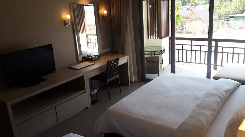 rooms-deluxe-room