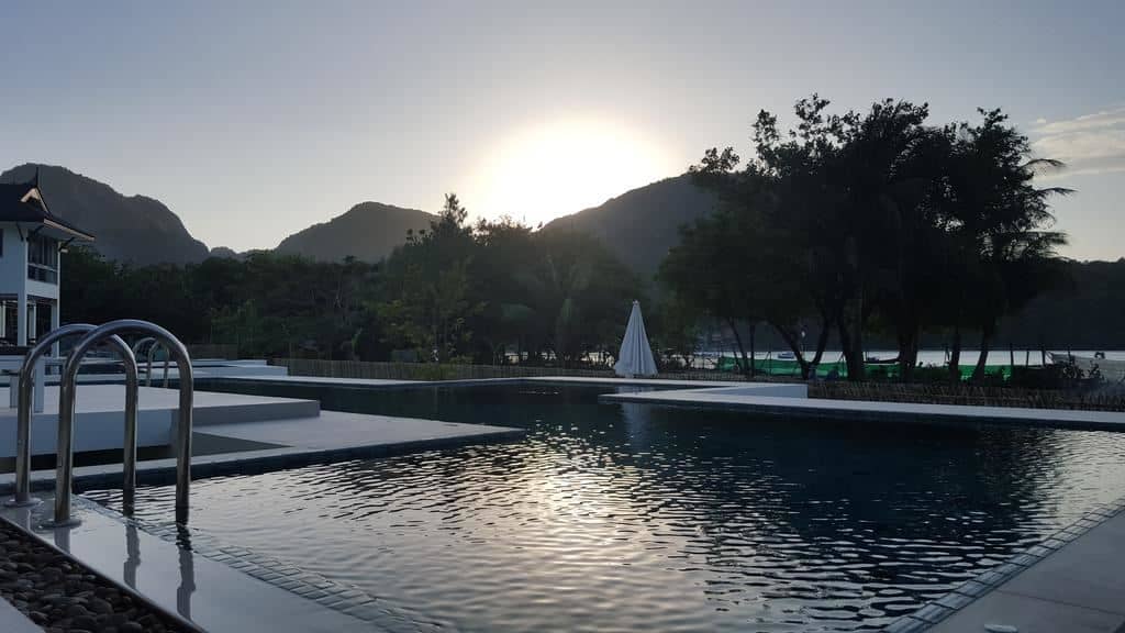 rooms-pool-villa