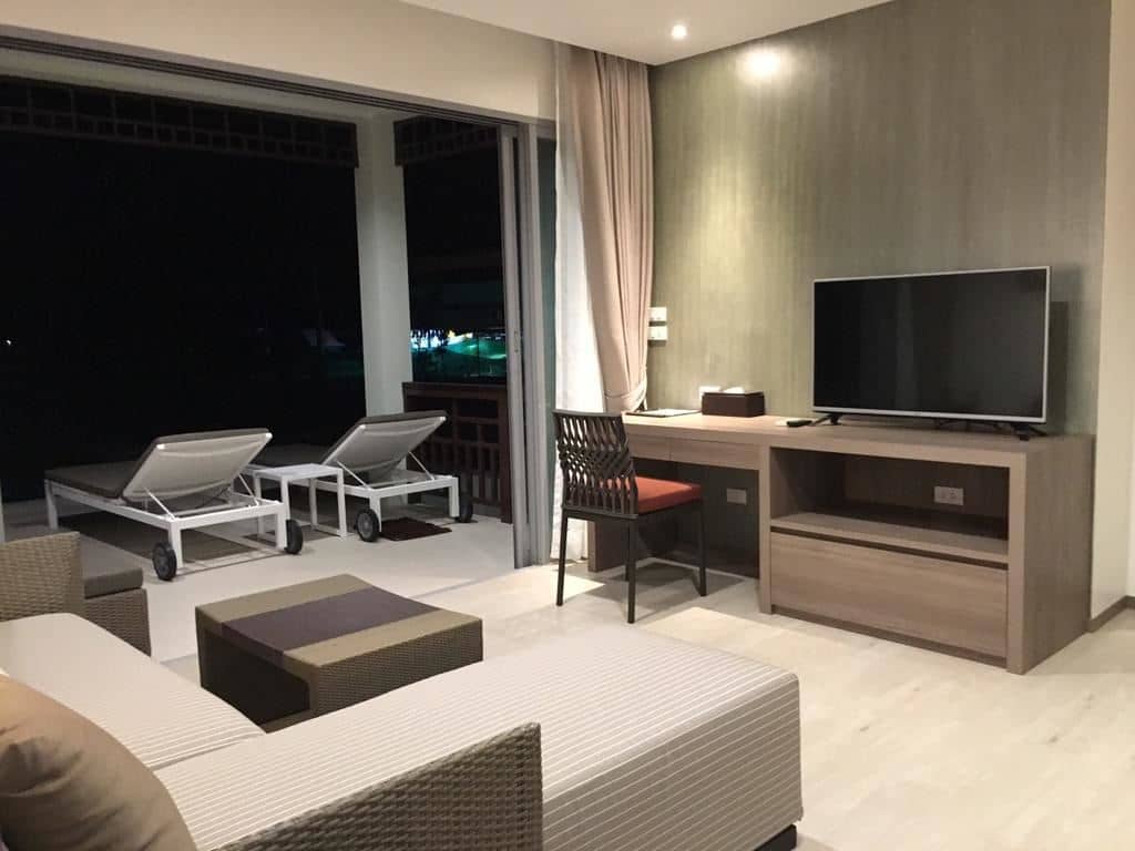 rooms-pool-villa
