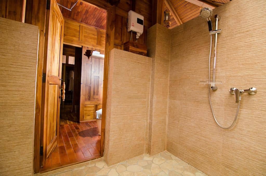 rooms-deluxe-sea-view