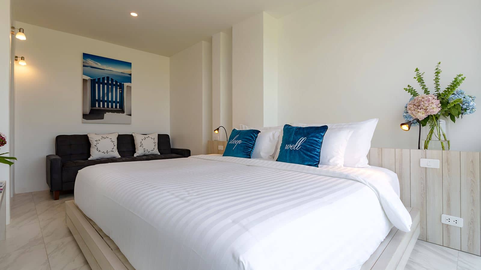 rooms-superior-room