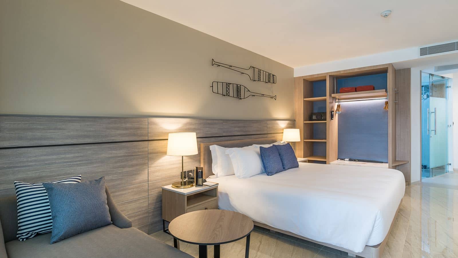 rooms-deluxe-pool-access