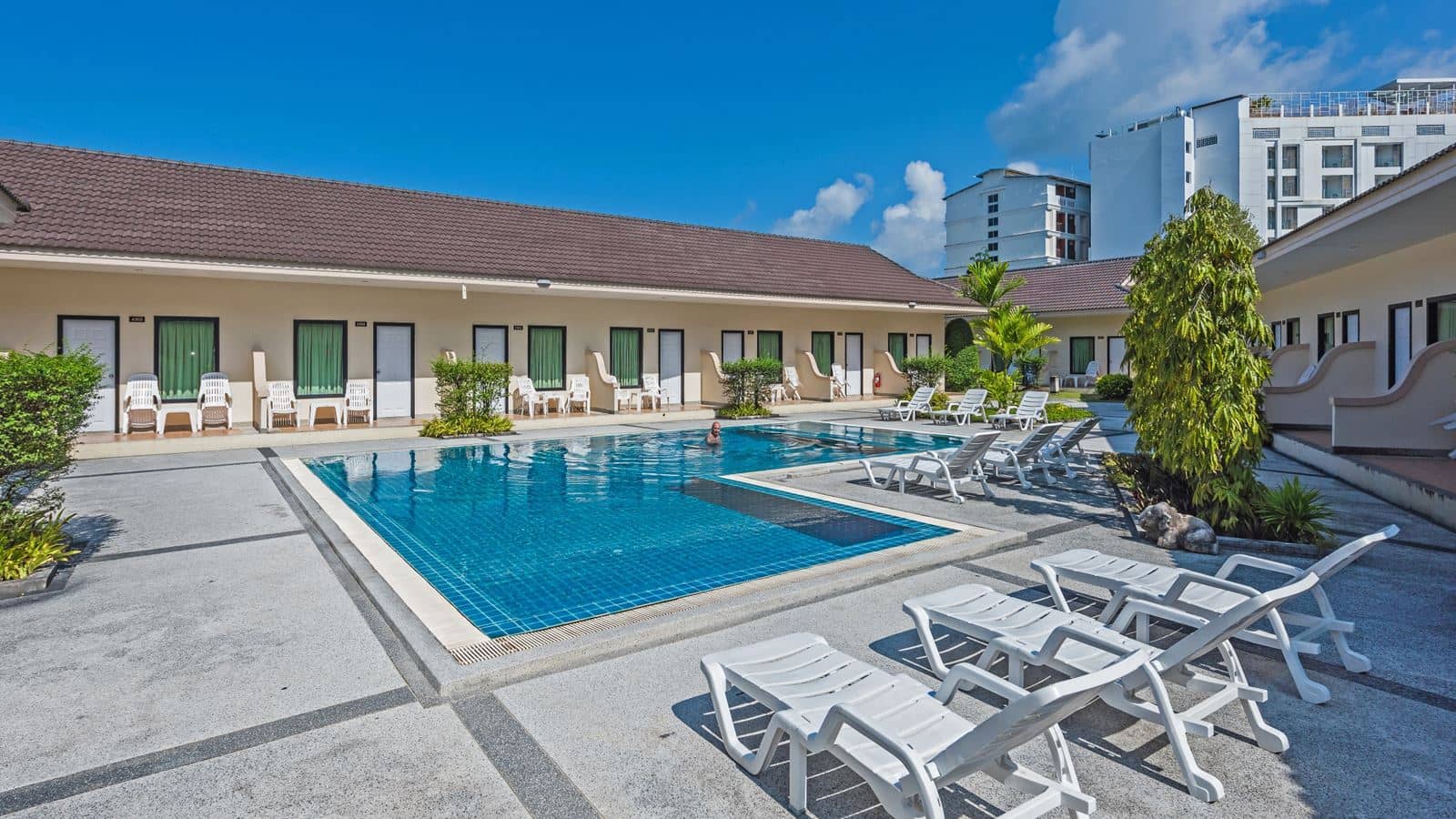 pools-outdoor-pool