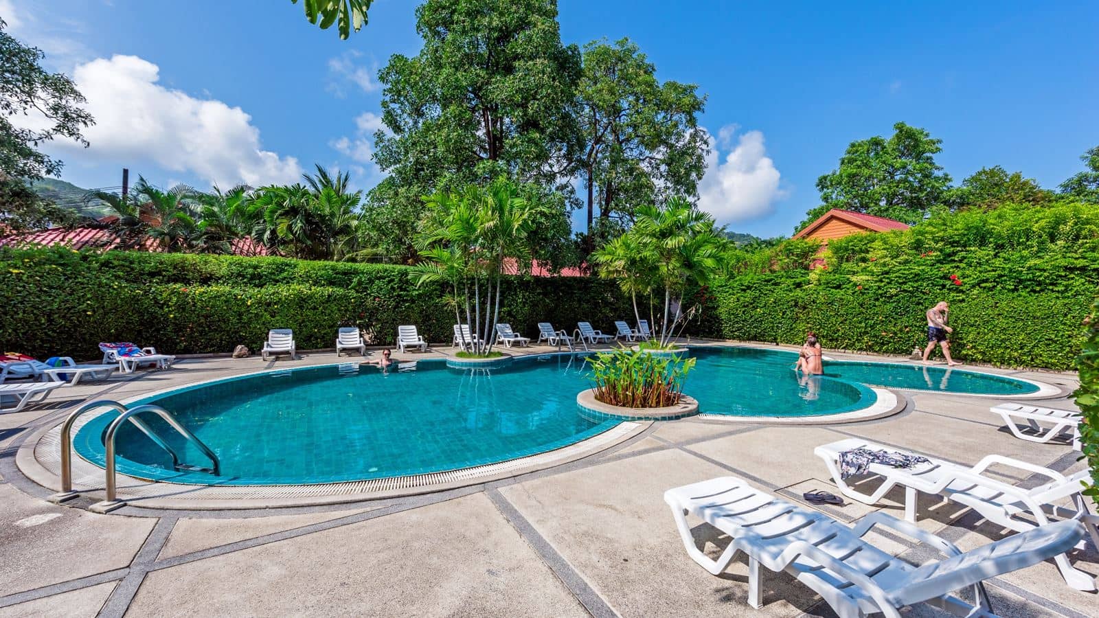 pools-outdoor-pool