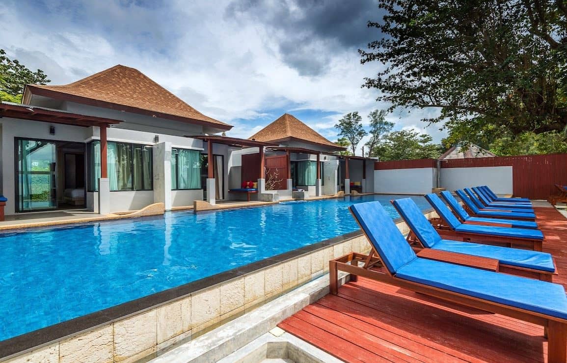 rooms-beach-front-pool-access