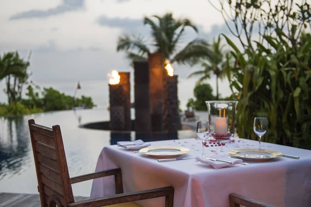restaurants-dinner-on-the-villa