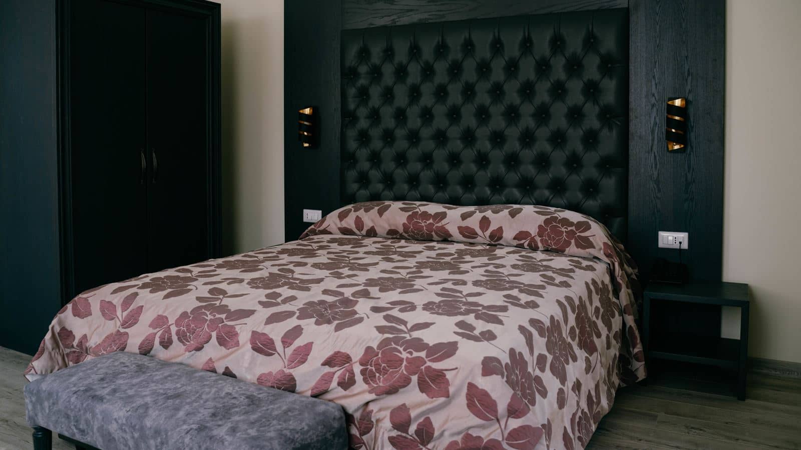 rooms-singleuse-standard-room
