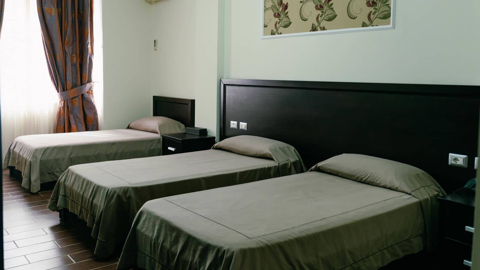 rooms-standard-room