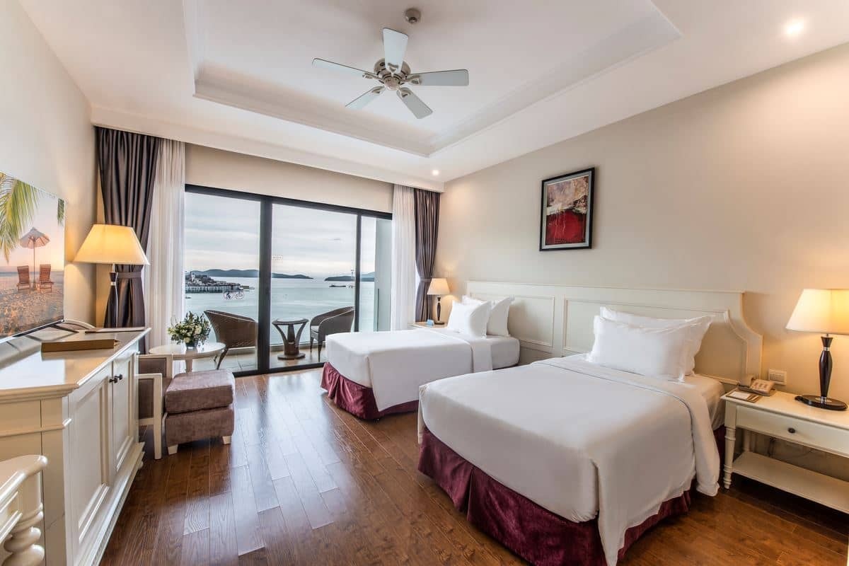 rooms-deluxe-ocean-view-child-without-extra-bed