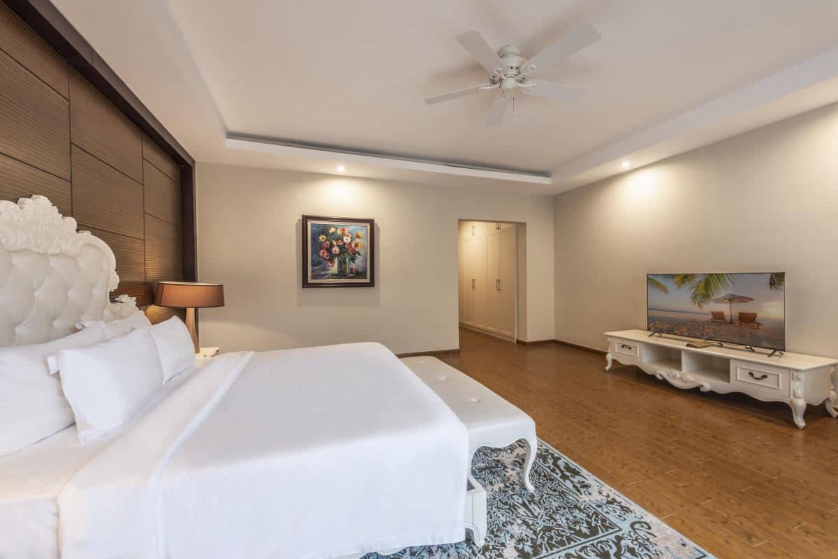 rooms-villa-4-bedroom-pool-view-no-extra-bed