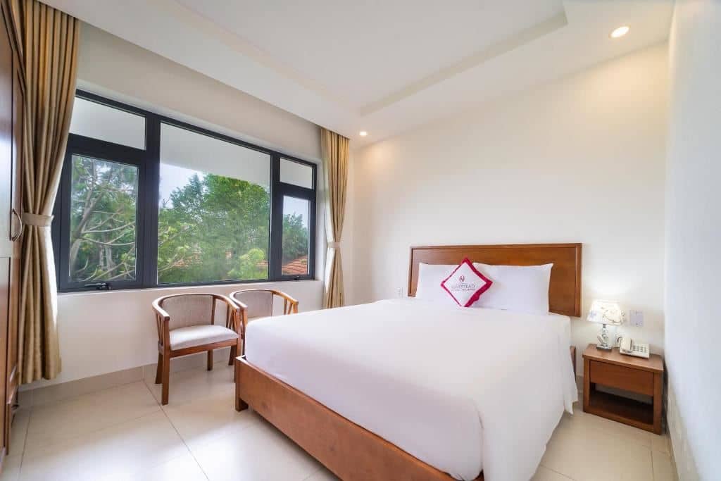 rooms-superior-room