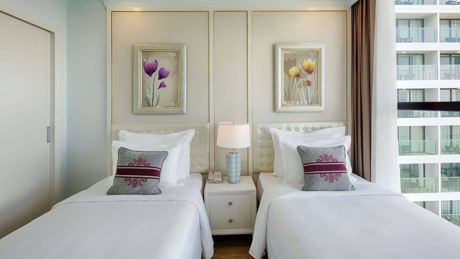rooms-grand-2bedroom-suite-ocean-view-no-extra-bed