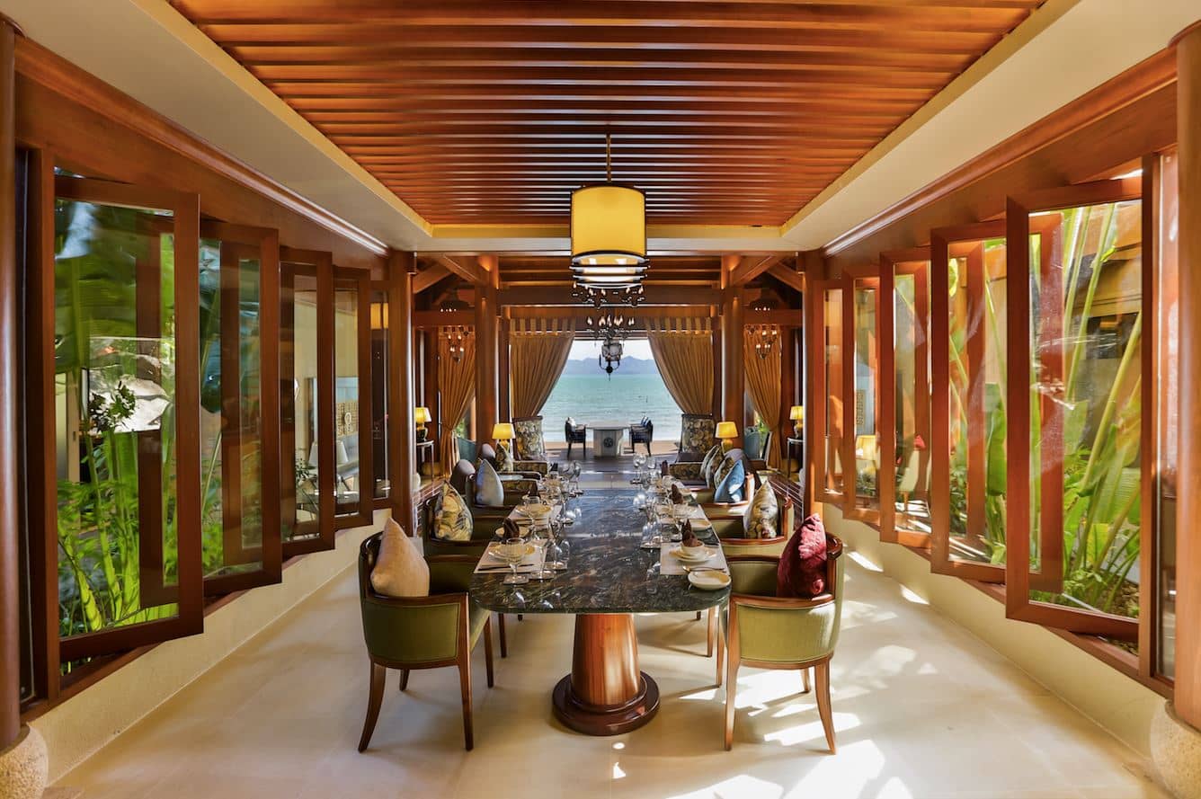 rooms-3bedroom-beachfront-pool-villa
