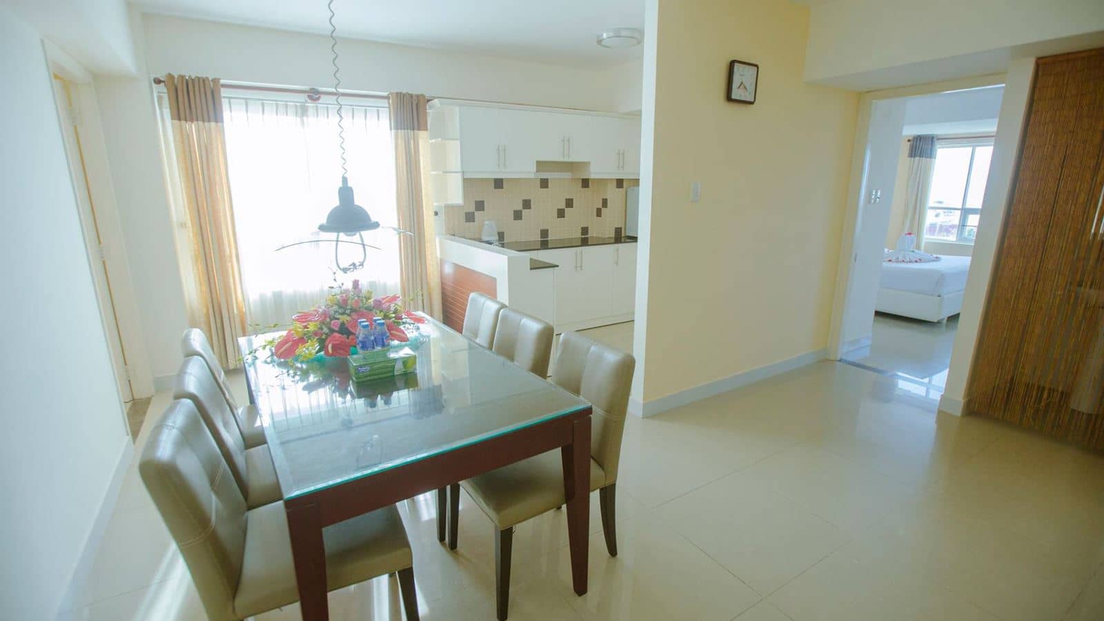 rooms-apartment-for-6pax