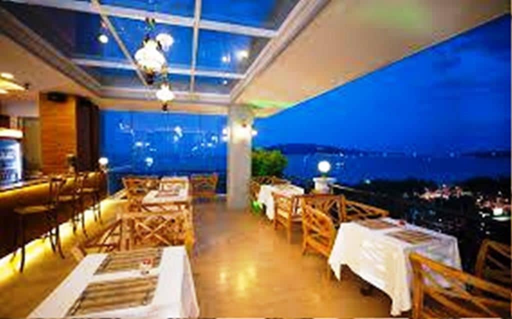 restaurants-home-restaurant
