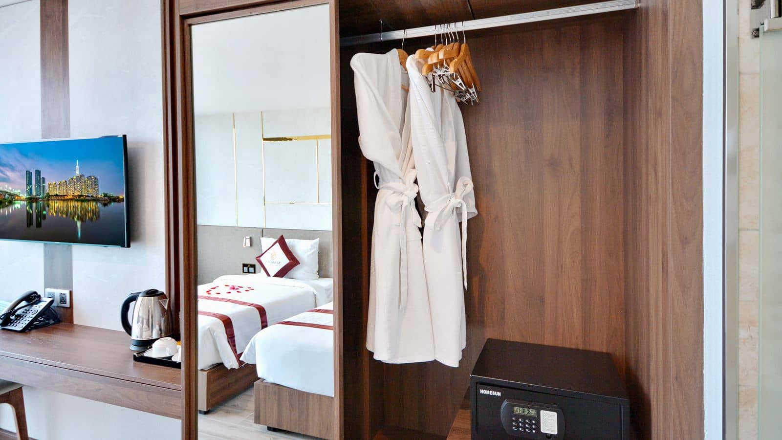 rooms-senior-seaview