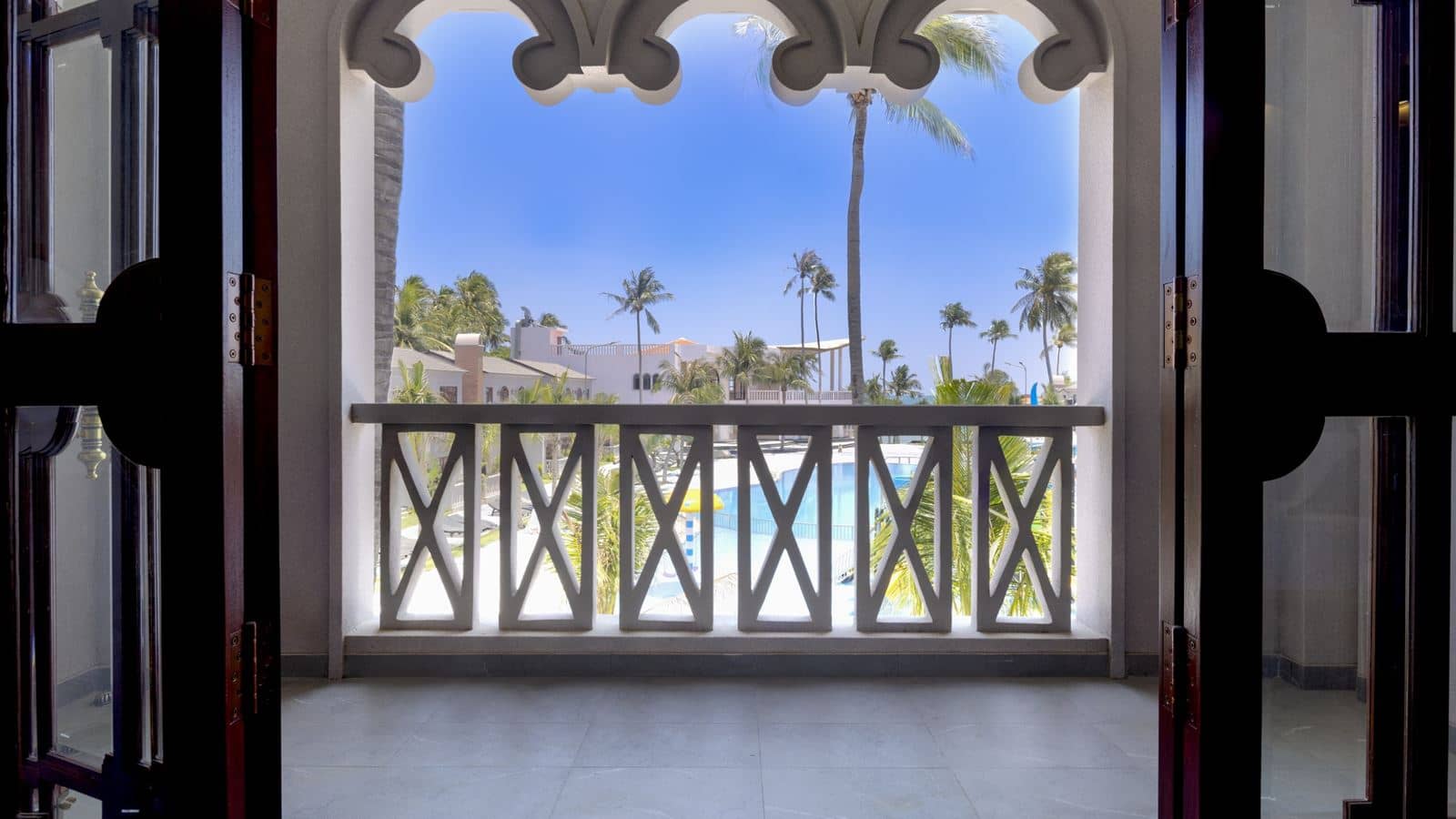 rooms-premium-pool-view-child-without-extra-bed