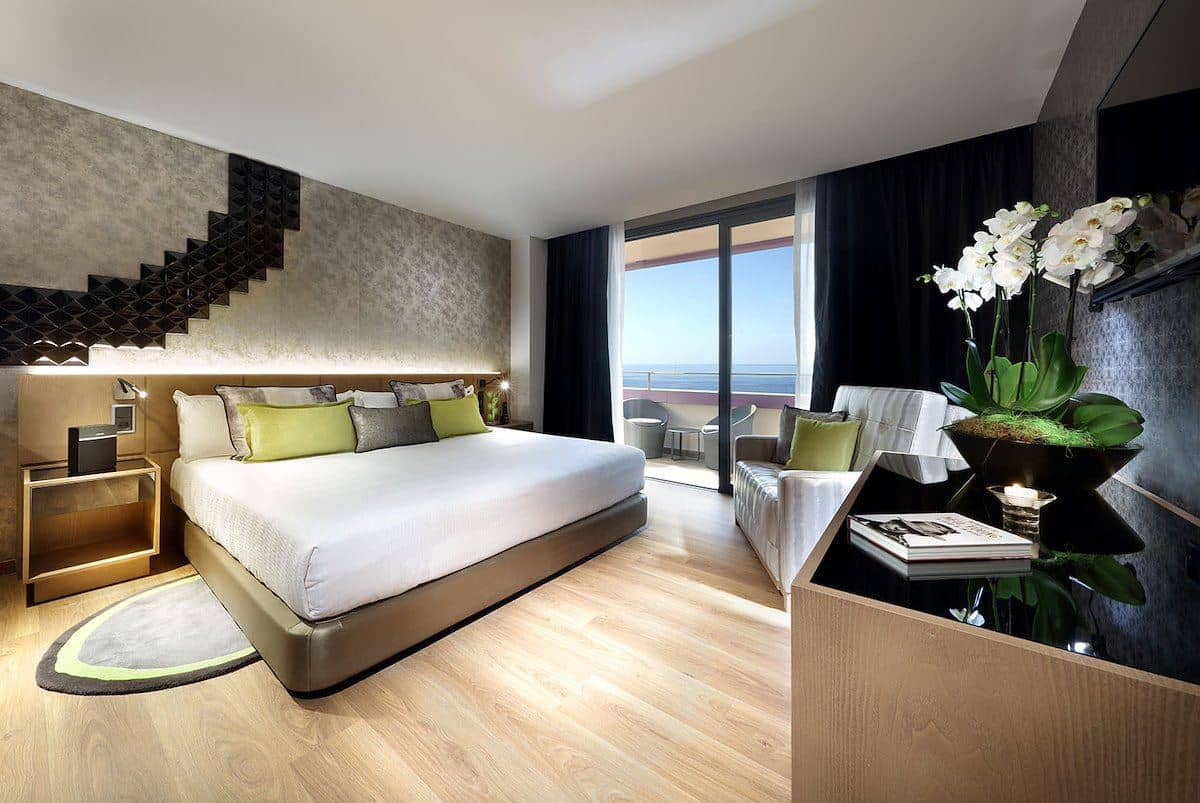 rooms-deluxe-with-ocean-view-balcony-or-terrace-dpl