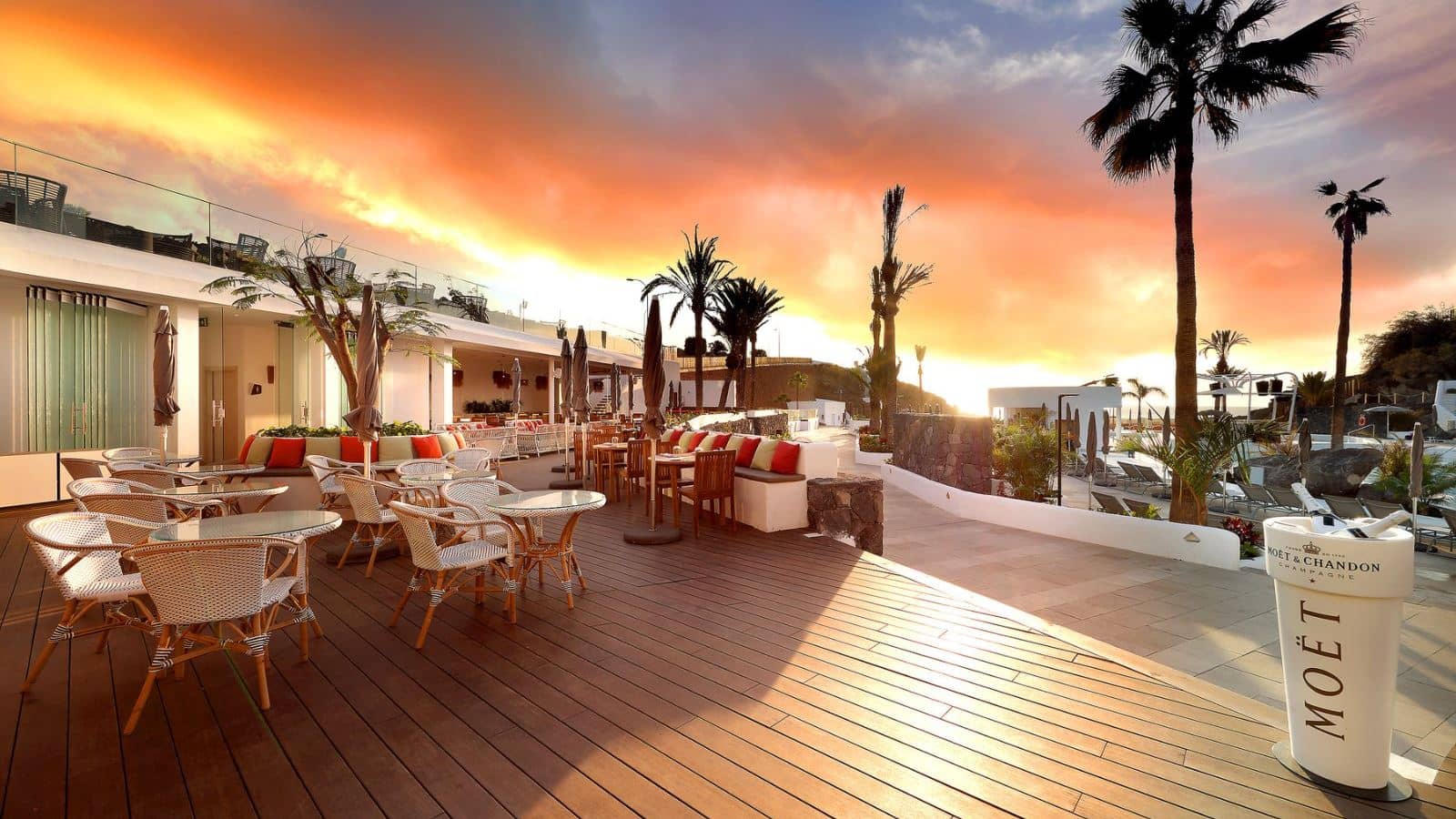 bars-the-beach-club
