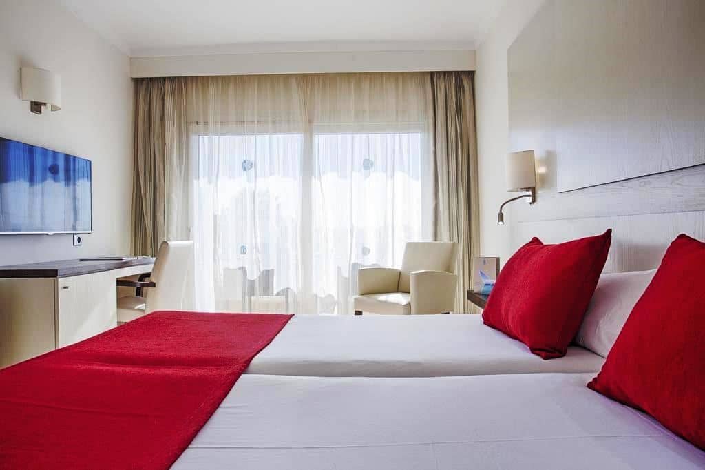 rooms-double-standard-balcony