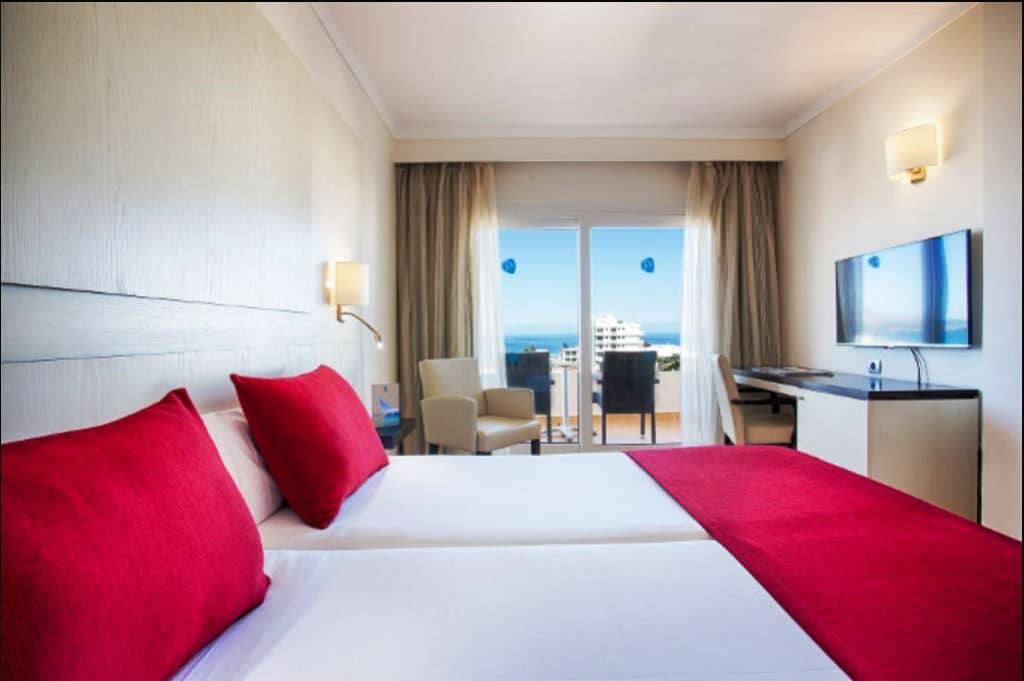 rooms-double-sea-view-balcony