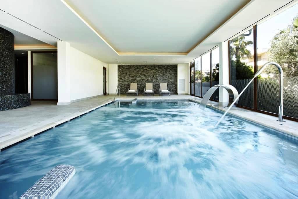 pools-indoor-pool